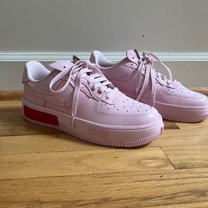 Nike Air Force 1 Fontanka “Valentine’s Day”